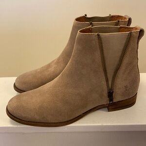 Frye Carly Zip Chelsea Booties in ash suede